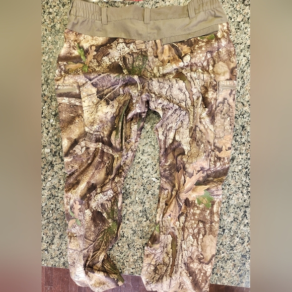 Realtree APX All Seasons Camo Cargo Pants - Picture 7 of 10